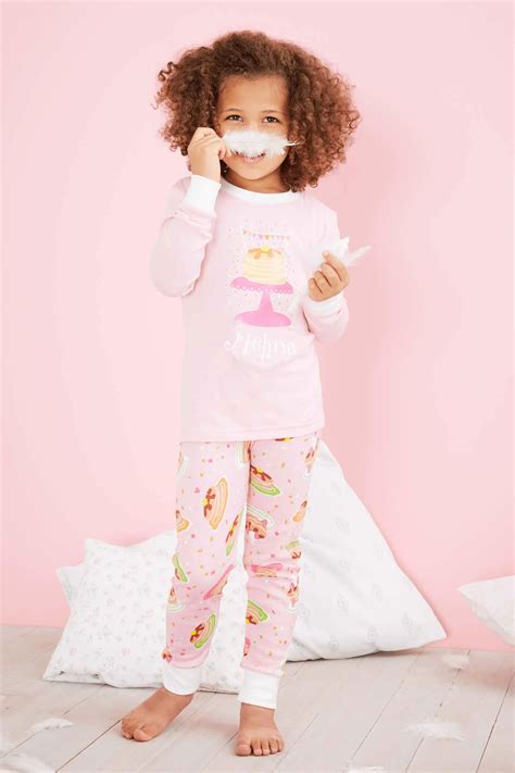 Pajamas & Pancakes: Wishes for a Cozy Saturday In